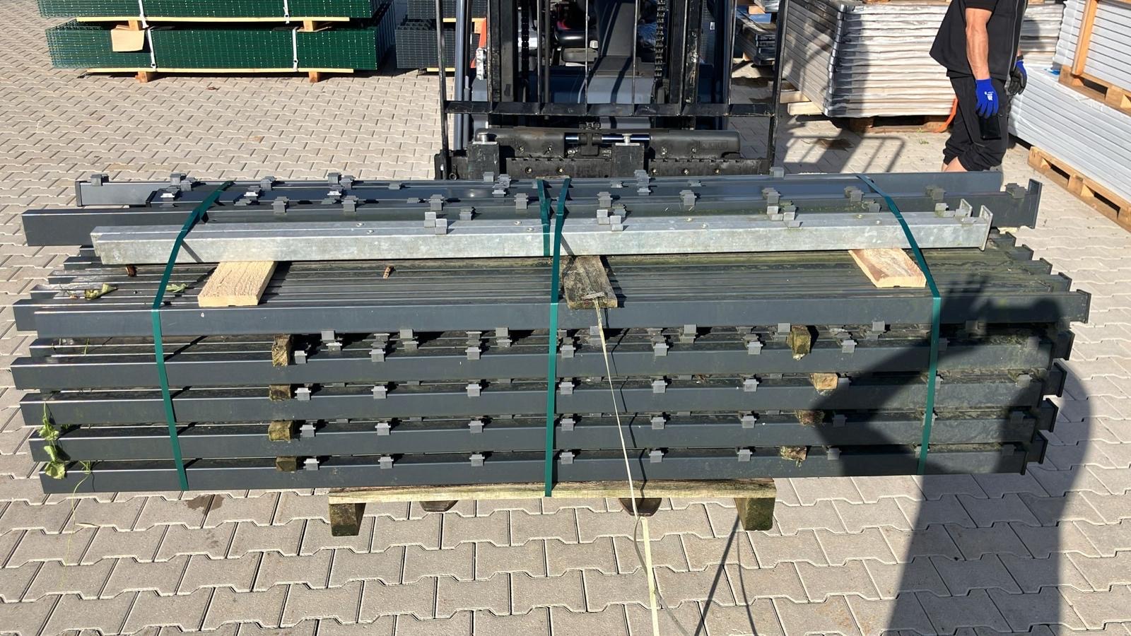 Sonderposten Pfosten für Doppelstabmatte 1,60 B-Ware